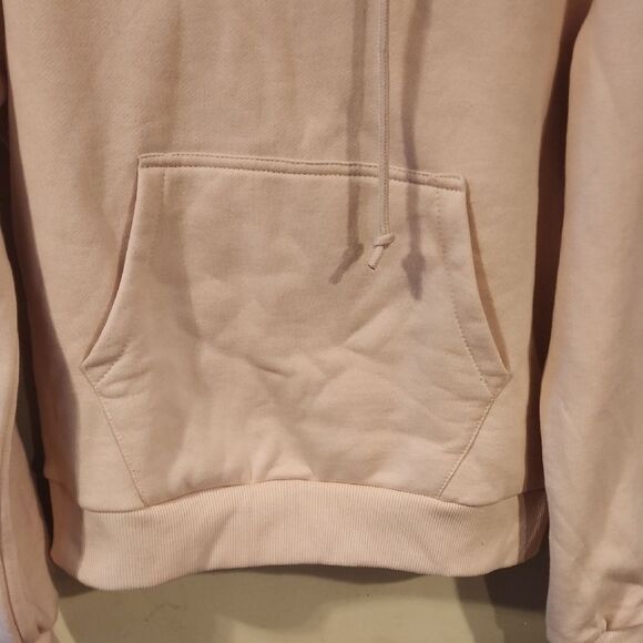 Luxe Pink Oversized Hoodie with Lace-Up Sleeves - Picture 4 of 6